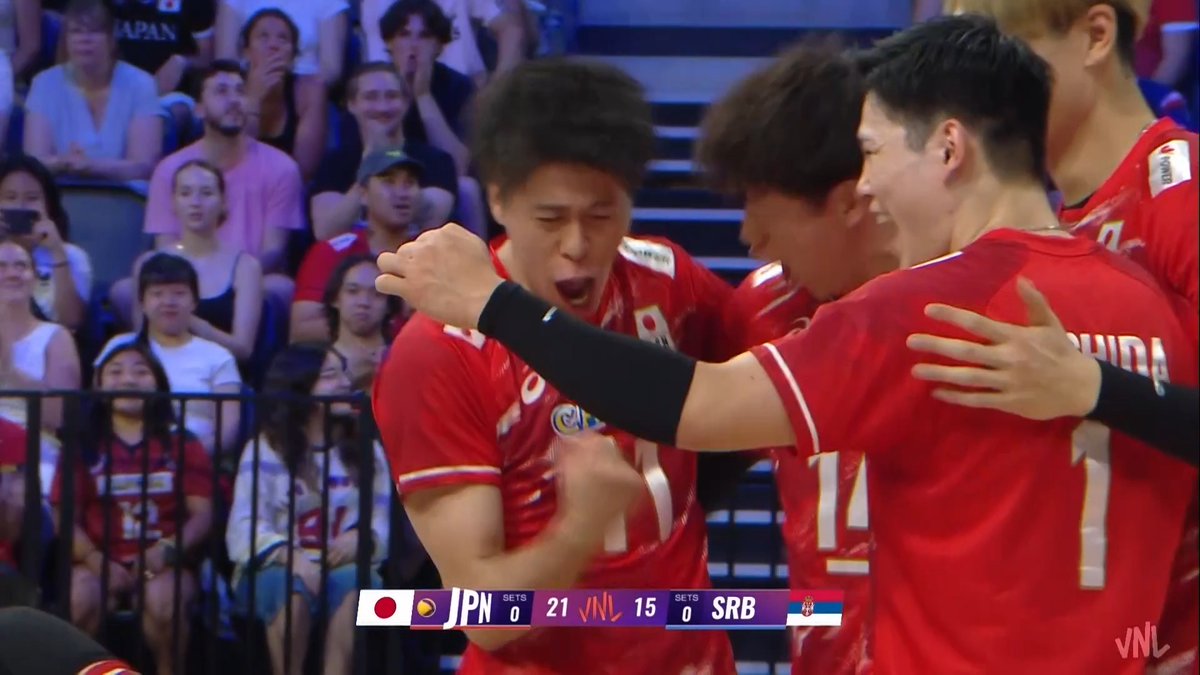 ═════════════ 🏐#ネーションズリーグ 男子🏐 📺BS-TBS放送中📺 ═════════════ 【フランスR 第1戦】 🇯🇵日本 ㉕ 1️⃣ 🇷🇸セルビア ⑰ 0️⃣ #富田将馬 選手のサービスエース💫 最高のコースへ叩き込み🇯🇵が第1セット先取💥 🎙️解説 #柳田将洋 さん 🎙️実況 #南波雅俊 アナ