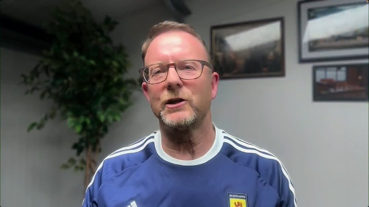 🗣️ "Hopefully Scott McTominay can do a flying overhead kick!" Kevin Gallacher previews Scotland's Group C fixture against Brazil at the World Cup 🏴󠁧󠁢󠁳󠁣󠁴󠁿