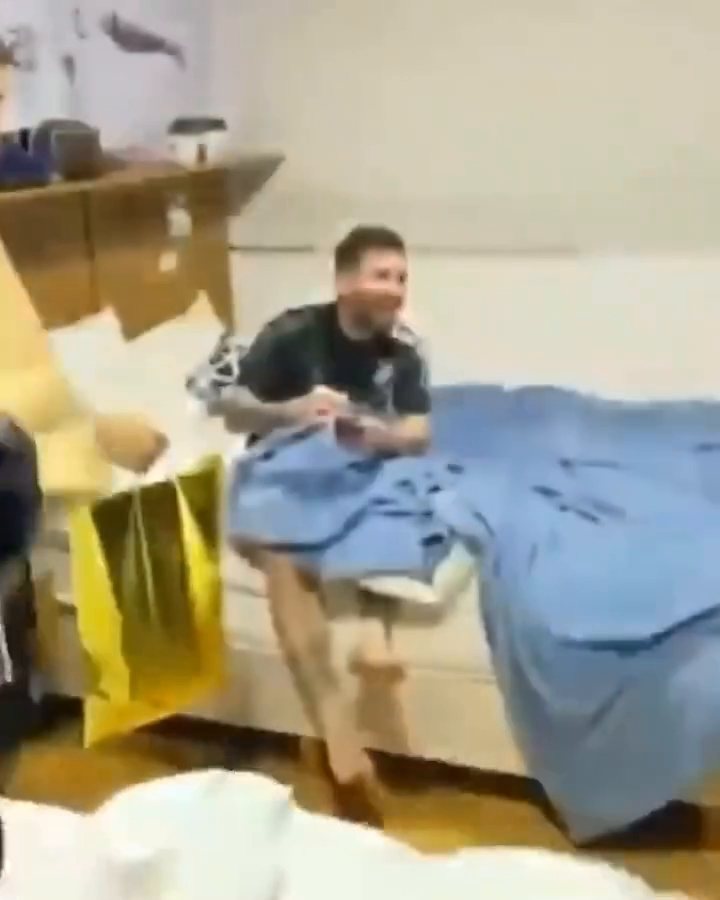 When Lionel Messi's Argentina teammates surprised him for his birthday while he was sleeping 😂 Today, Messi turns 39 and is still balling on the biggest stage 🙌🐐