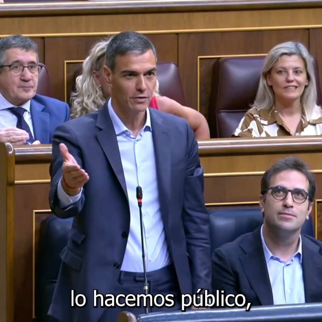 Si quiere, Sr. Feijóo, hoy mismo hacemos públicas nuestras declaraciones de la renta. A ver si así nos enteramos de cuánto pagan usted o el PP por el alquiler de su vivienda.