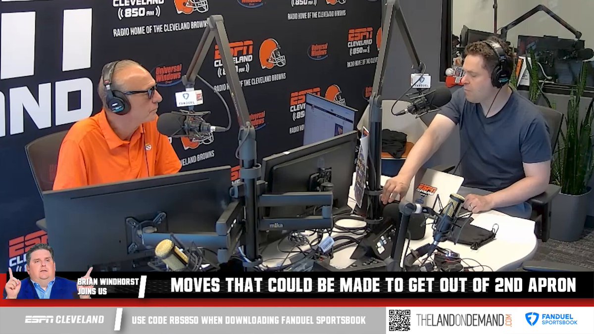 "I'm hearing of multiple different teams lining up to make Keon Ellis an offer," - Brian Windhorst on some upcoming Cavs free agency decisions 😯😯😯