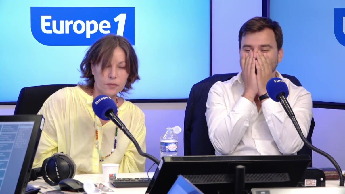 Mathilde Seigner imite Sophie Marceau et Johnny Hallyday 🤣 🎙️ Au micro de Pascal Praud, dans #PascalPraudEtVous sur #Europe1