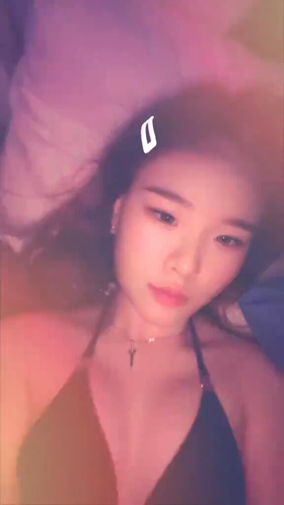 gen hehe…such a teasing slut😵‍💫 i just know your weak cock are struggling…pathetic 🤭