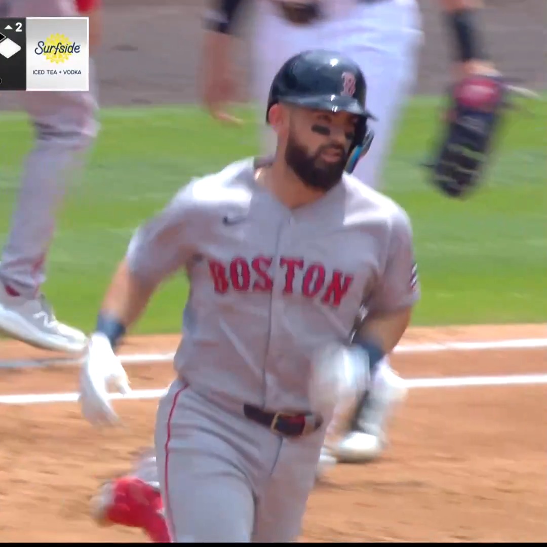 Connor Wong with a 2-run shot!