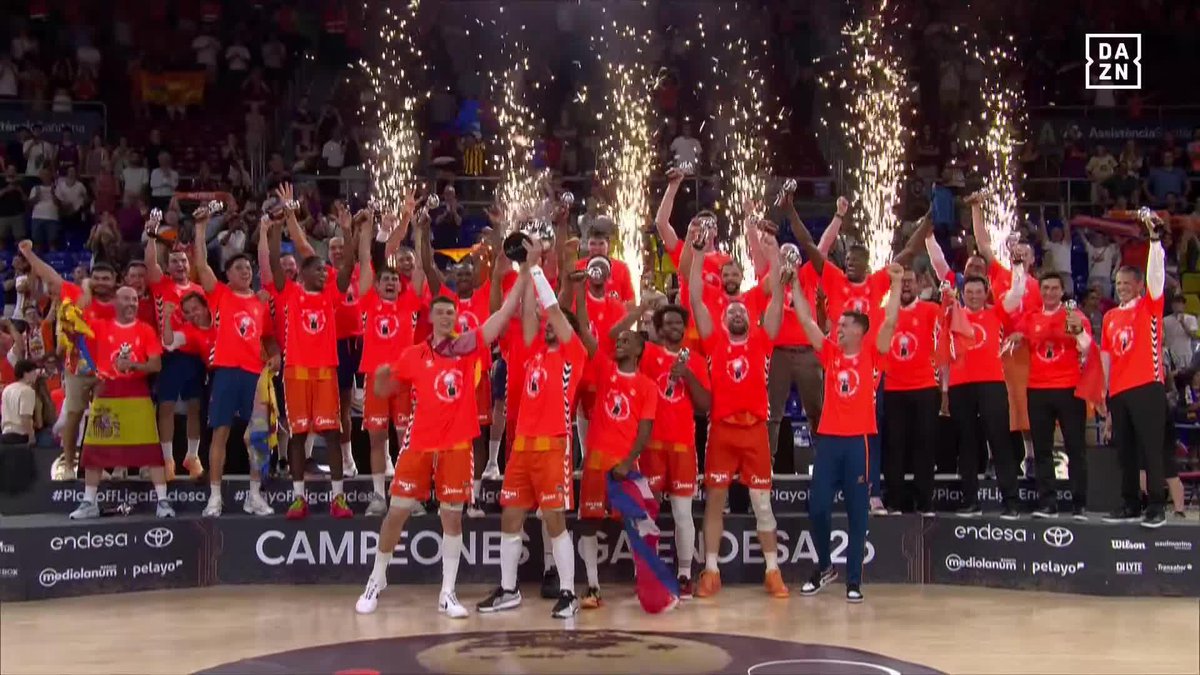 🏆 Valencia Basket Club, campeón de la Liga Endesa 🔥 Una temporada de leyenda. Liga y Supercopa 👏 #LigaEndesaxDAZN 🏀