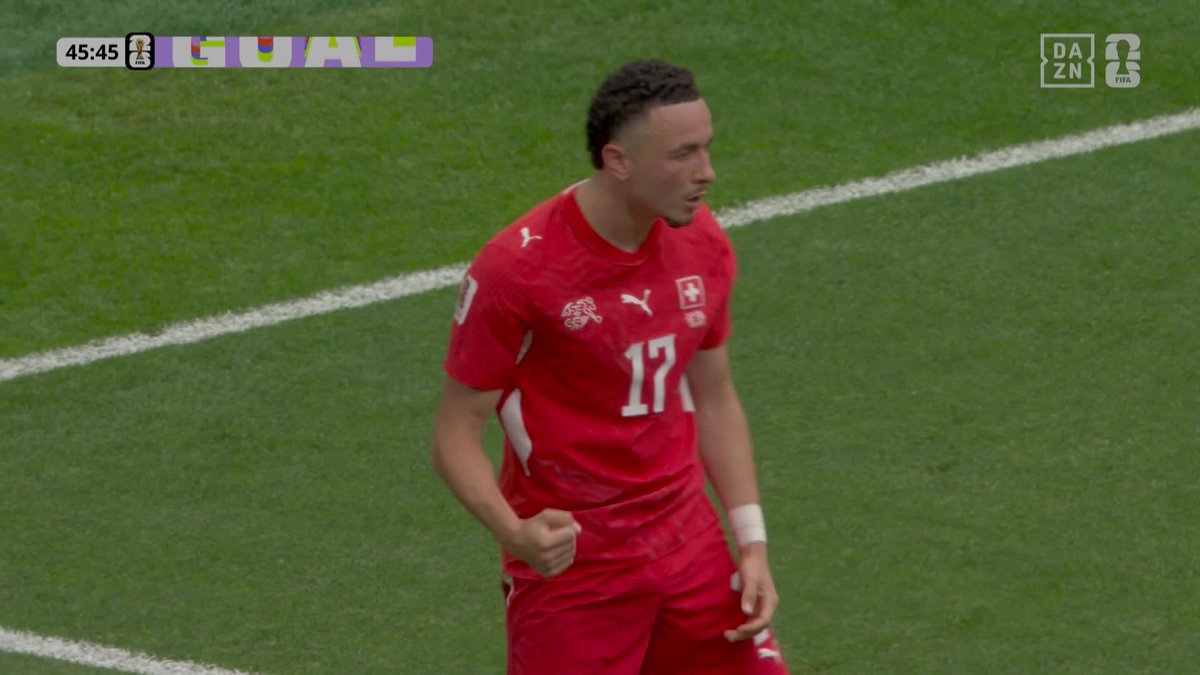 A pesar de que estaba solo en el segundo palo, buen #MundialdeFútbol2026 el de Vargas, que es una de las grandes esperanzas del #SevillaFC para realizar una venta este verano que genere plusvalías. Dos goles y una asistencia para el sevillista con Suiza🇨🇭