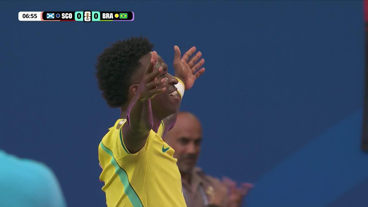 😳🏴󠁧󠁢󠁳󠁣󠁴󠁿🇧🇷 INSÓLITO ERROR DE ESCOCIA Y GOL DE VINÍCIUS PARA EL 1-0 DE BRASIL.