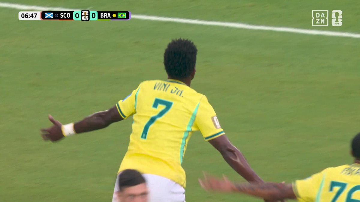 一瞬の隙すら逃さない 🇧🇷ゴール前でライアンのプレスから ヴィニシウスが流し込んだ! 🏆️#FIFAワールドカップ グループC 🆚スコットランド×ブラジル 📱#DAZN ライブ配信中 ※6/26 8:00「日本×スウェーデン」戦は登録不要で無料ライブ配信! #本気で楽しむならDAZN コカ・コーラ