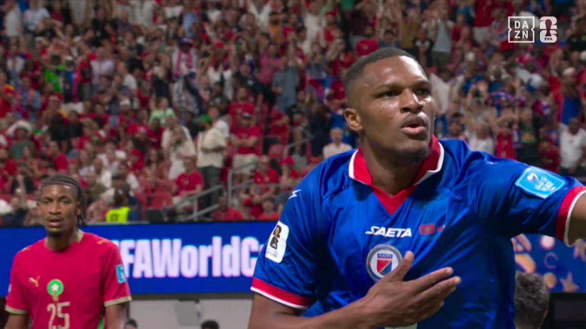ハイチ🇭🇹が今大会初ゴールで先制! 悲願のワールドカップ初勝利へ向け最高のスタート🔥 🏆️#FIFAワールドカップ グループC 🆚モロッコ×ハイチ 📱#DAZN ライブ配信中 ※6/26 8:00「日本×スウェーデン」戦は登録不要で無料ライブ配信! #本気で楽しむならDAZN コカ・コーラ
