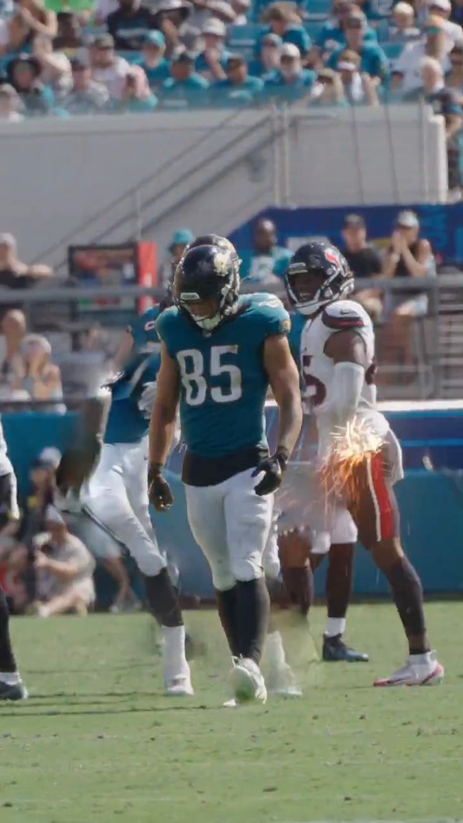 Just what the doctor ordered 🔮 Brenton Strange | #DUUUVAL