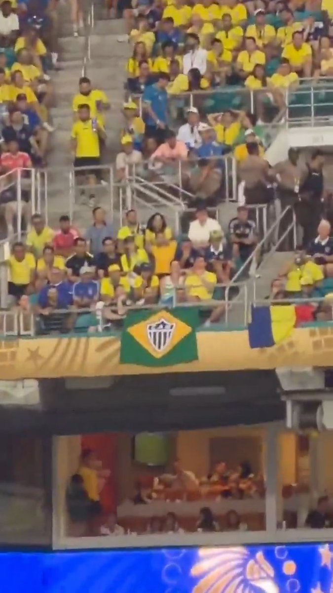 🇧🇷 Vitória Brasileira em Miami! E olha o Lendário ali no segundo gol. 👀 Bora pra próxima, Brasil! 👊🏽