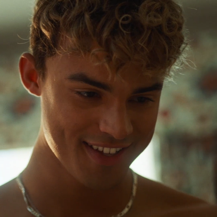 The necklace. The tension. Everything. #YourFaultLondon