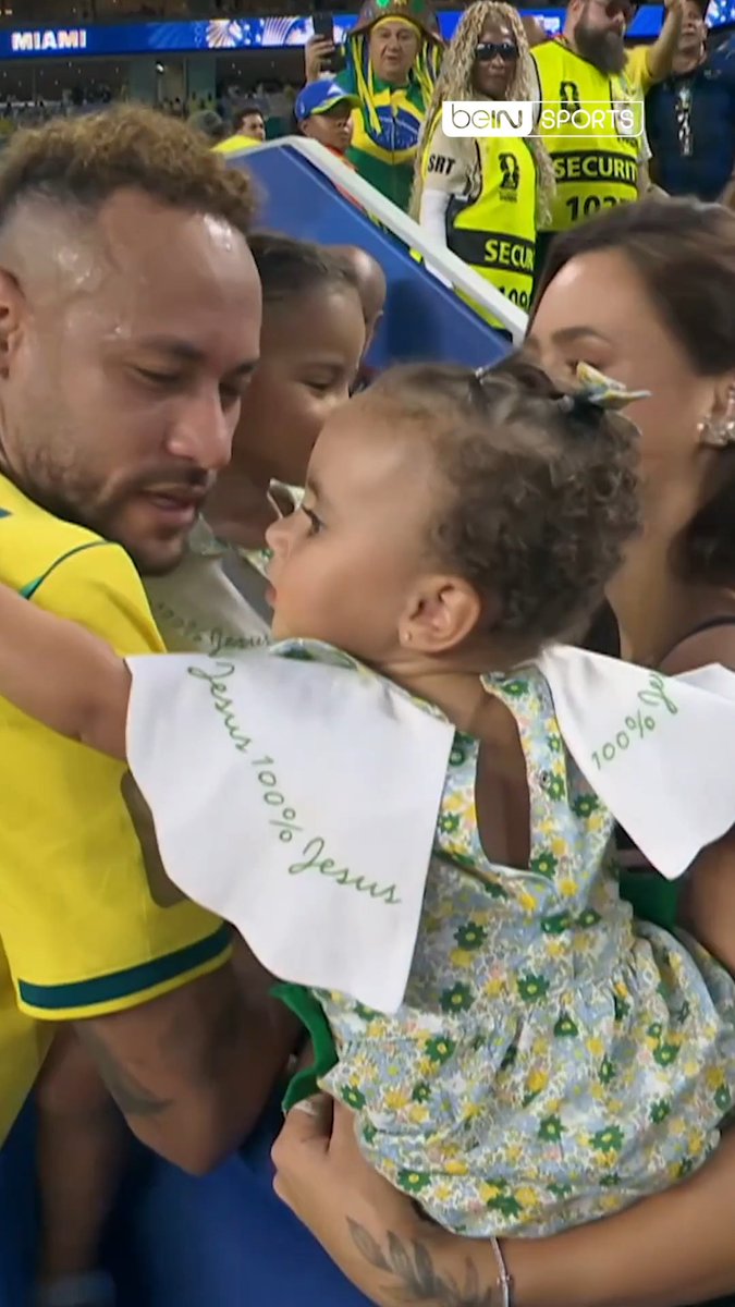 😍🇧🇷 Les magnifiques retrouvailles de Neymar avec sa famille après ses débuts en Coupe du Monde ! #beINFWC2026 #FIFAWorldCup