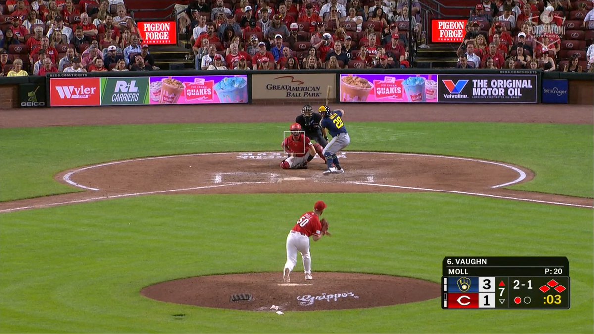 KING VAUGHN CLEARS THE BASES IN THE SEVENTH