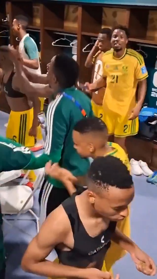 Good luck telling this dressing room to calm down. 🇿🇦😅 #FIFAWorldCup | 📹 Bafana Bafana
