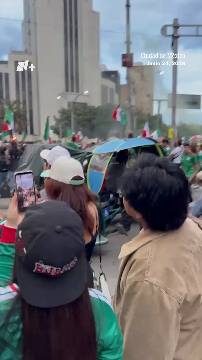 🇲🇽 You could hear Mexico's national anthem echoing through the streets of Mexico City ahead of kickoff against Czechia. Writer: Daniyal
