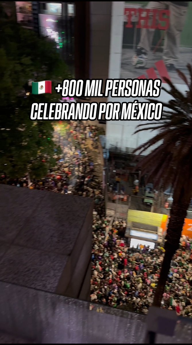 ES QUE LO DE MÉXICO ES DE NO CREERSE... 🤯 🇲🇽 Más de 800 MIL aficionados celebrando en Paseo de la Reforma, CDMX.