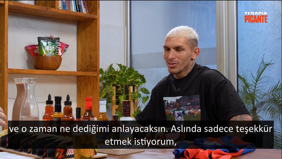 🤣 Lucas Torreira, katıldığı programda sunucuya Türkçe küfür etti.