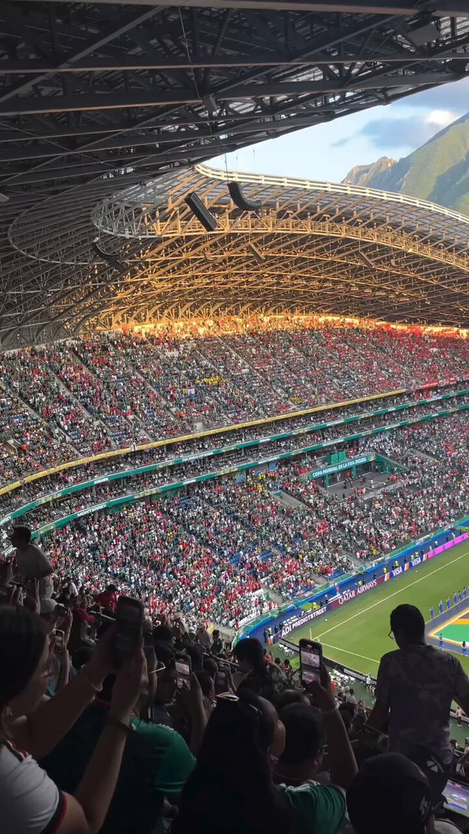 الملعب في مباراة كوريا الجنوبية ضد جنوب أفريقيا