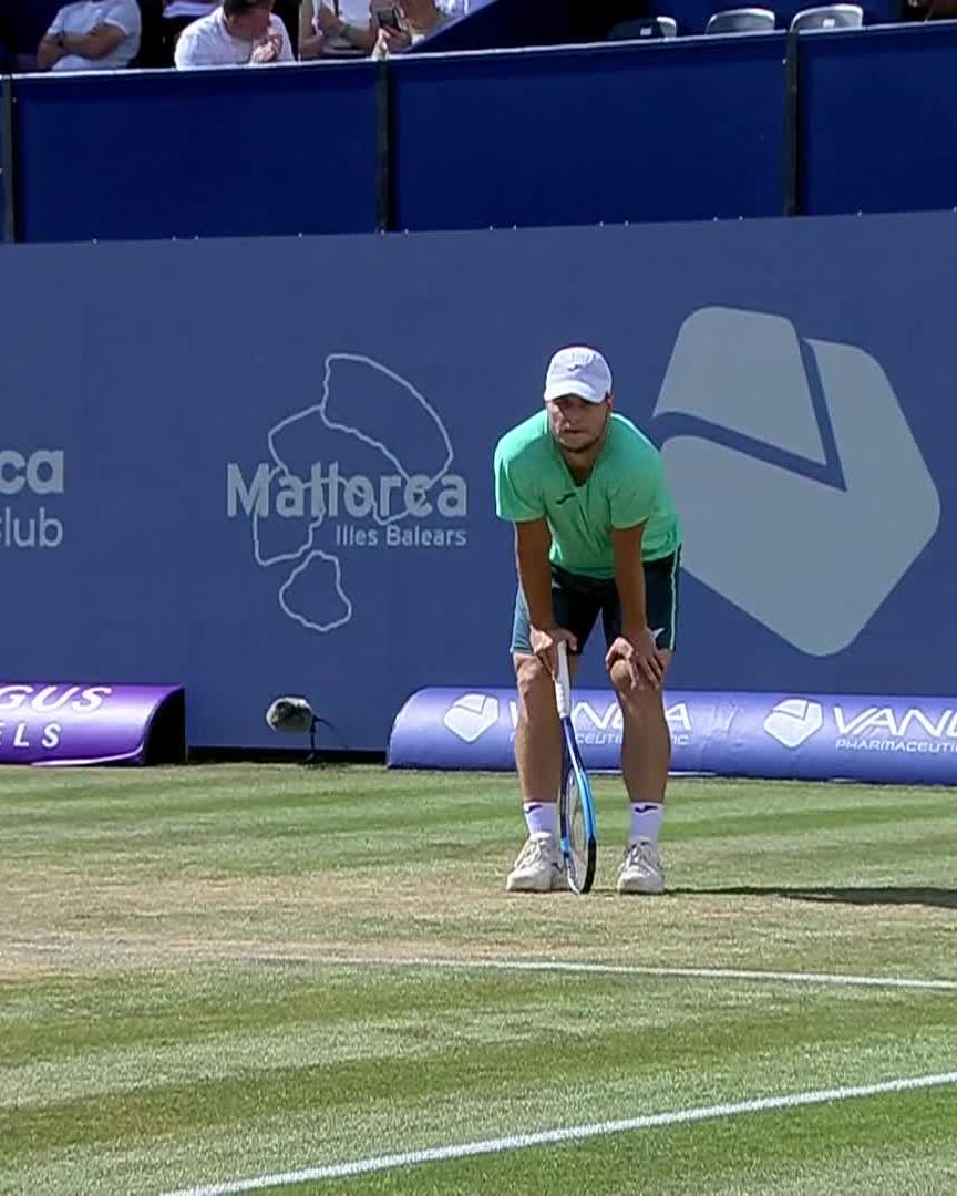 Breathtaking 🥵 Point of the match as Marozsan takes out Kecmanovic 6-4 6-3 for a semi-final spot at the #MallorcaChampionships