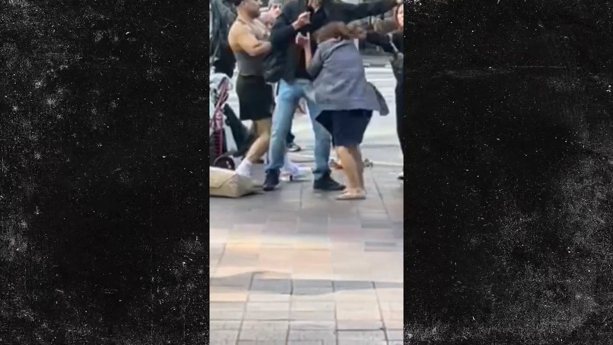 A GoFundMe for a years-long street vendor has passed the $100K mark and continues to climb after the vendor was brutally beaten in a horrific attack. 💔 🎥: instagram/@constantinogarcia