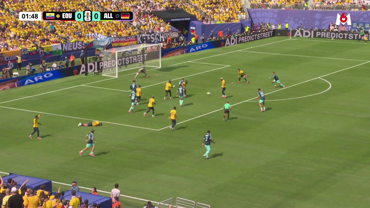 🚨 L'ALLEMAGNE 🇩🇪 OUVRE DÉJÀ LE SCORE APRÈS SEULEMENT DEUX MINUTES !!! Le but risque de faire polémique, avec ce pied haut de Pavlovic au début de l'action... 🎥 M6 - Coupe du Monde de la FIFA 2026™