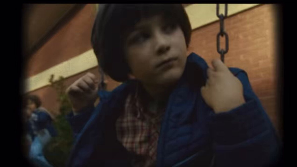 i still wonder why they made mike so significant in the flashback just for it to mean nothing later like this is the shit that only happens in fanfics bro