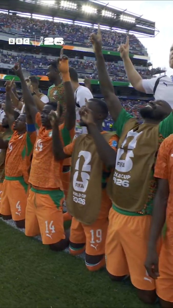 What a moment for Ivory Coast 🇨🇮🙌 Celebrations were in full swing after Ivory Coast reached the World Cup knockout stages for the first time ever.