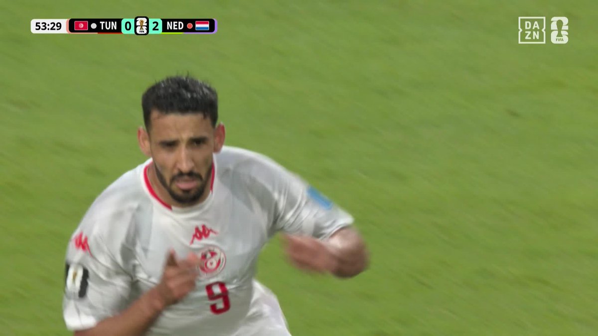 1点を返す🇹🇳 チュニジアがCKから得点⚽️ マストゥーリが頭で合わせる 🏆️#FIFAワールドカップ グループF 🆚チュニジア×オランダ 📱#DAZN ライブ配信中 ※6/26 8:00「日本×スウェーデン」戦は登録不要で無料ライブ配信! #本気で楽しむならDAZN コカ・コーラ