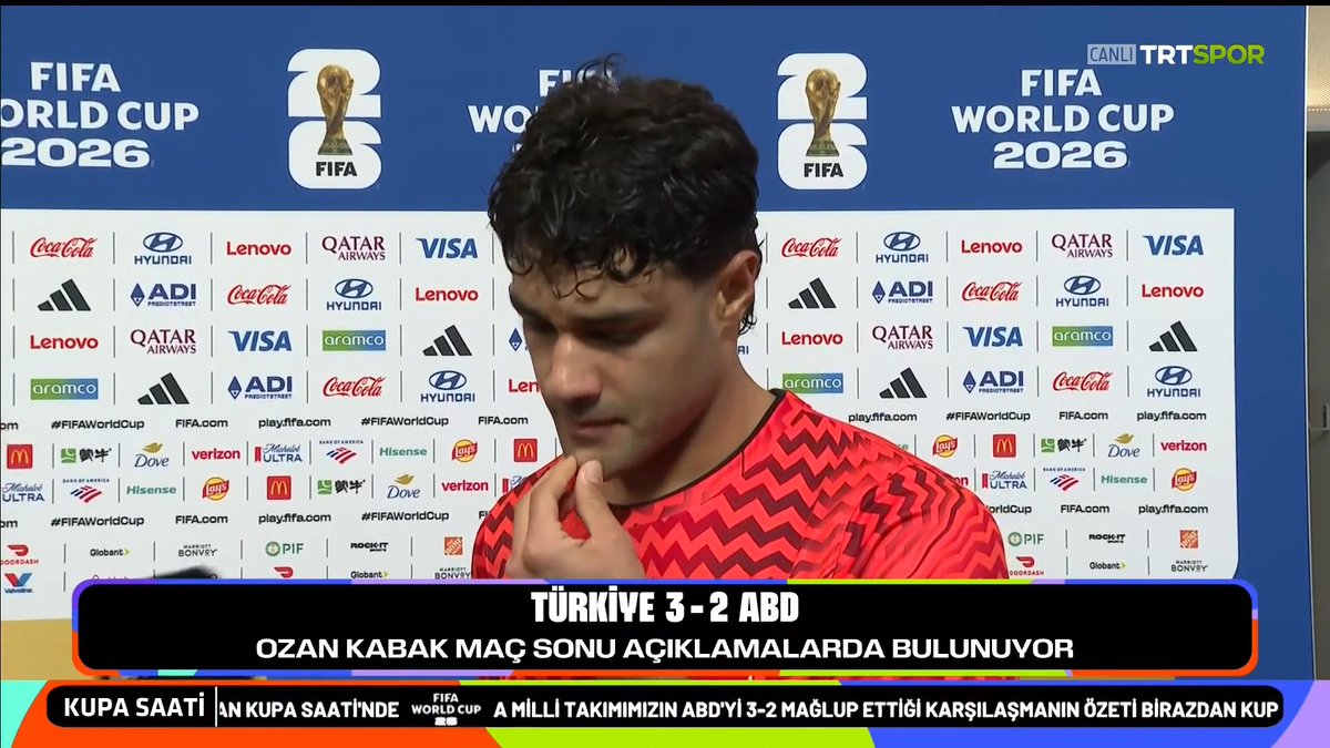🗣️🎙️ Ozan Kabak: "İlk iki maçta insanlarımızı çok üzdük. Bu maçta her şeyimizi verdik. Bu grubun neler yapabileceğini göstermiş olduk. Bizim için istediğimiz gibi bir turnuva olmadı. Ama bunlardan ders çıkarmak lazım."
