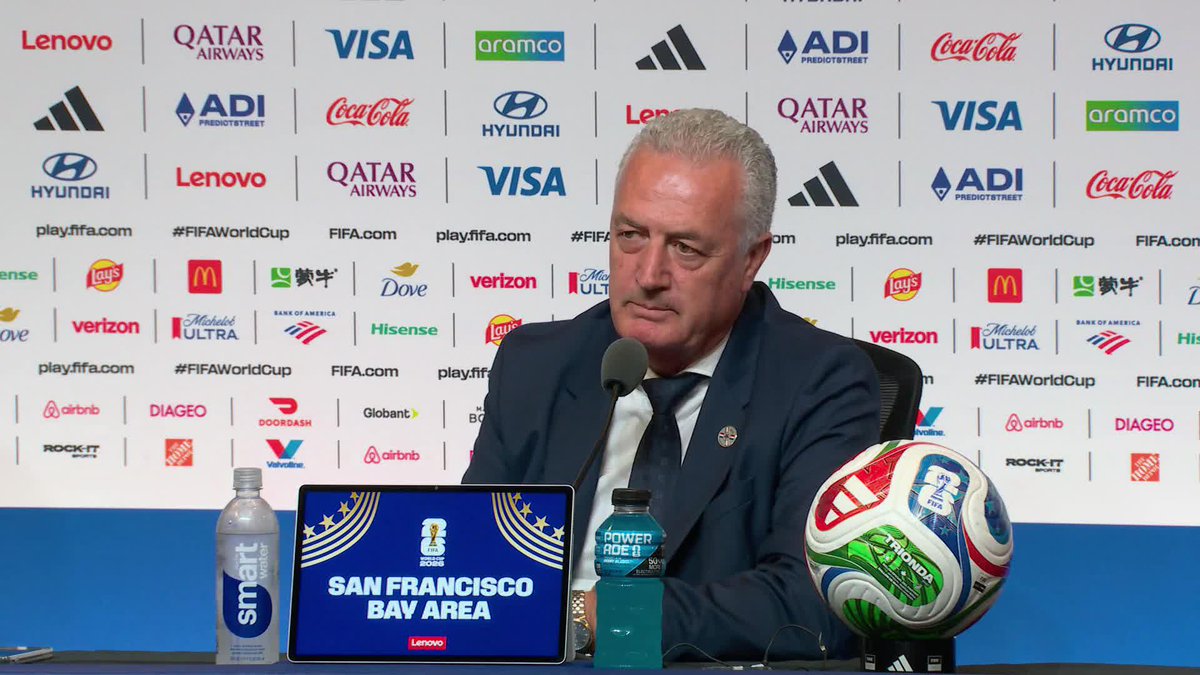 "LO PEOR QUE HAY ES SER UN NI, NO SOS NI OFENSIVO NI DEFENSIVO" 😱 WOW, masterclass del Profe Alfaro sobre su planteo mundialista con la Albirroja: ¿lo bancás? ⚽ #ESPNMundial 📺 Mirá los mejores partidos de la #FIFAWorldCup por ESPN, en el Plan Premium de #DisneyPlus