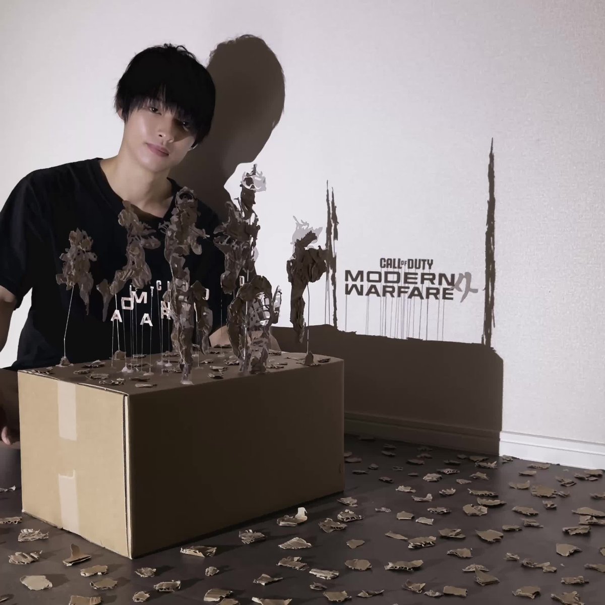 From the shadows, Modern Warfare 4 takes shape. Check out this stunning cardboard shadow art created by Kuronushi(黒主)