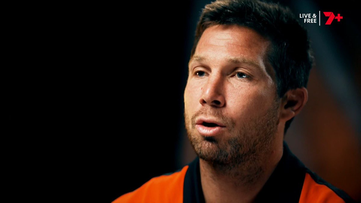 "He owes nothing to that football club... Whatever he wants to do (next year) he's done as much as he physically can for the GWS Giants." 🗣️ Dale Thomas on Toby Greene's future | #AFLHawksGiants