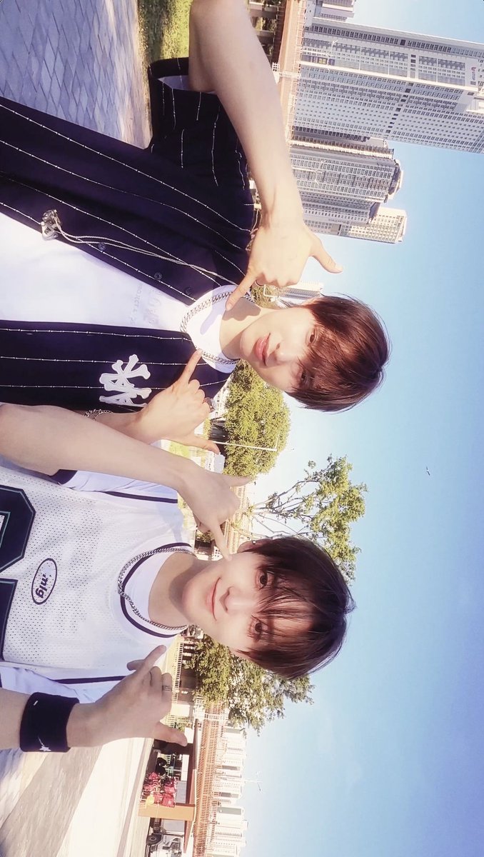 𝘿𝙤𝙣𝙩 𝙨𝙩𝙤𝙥 🎧🎶 #Juwang #Donghyeon #KickFlip #킥플립