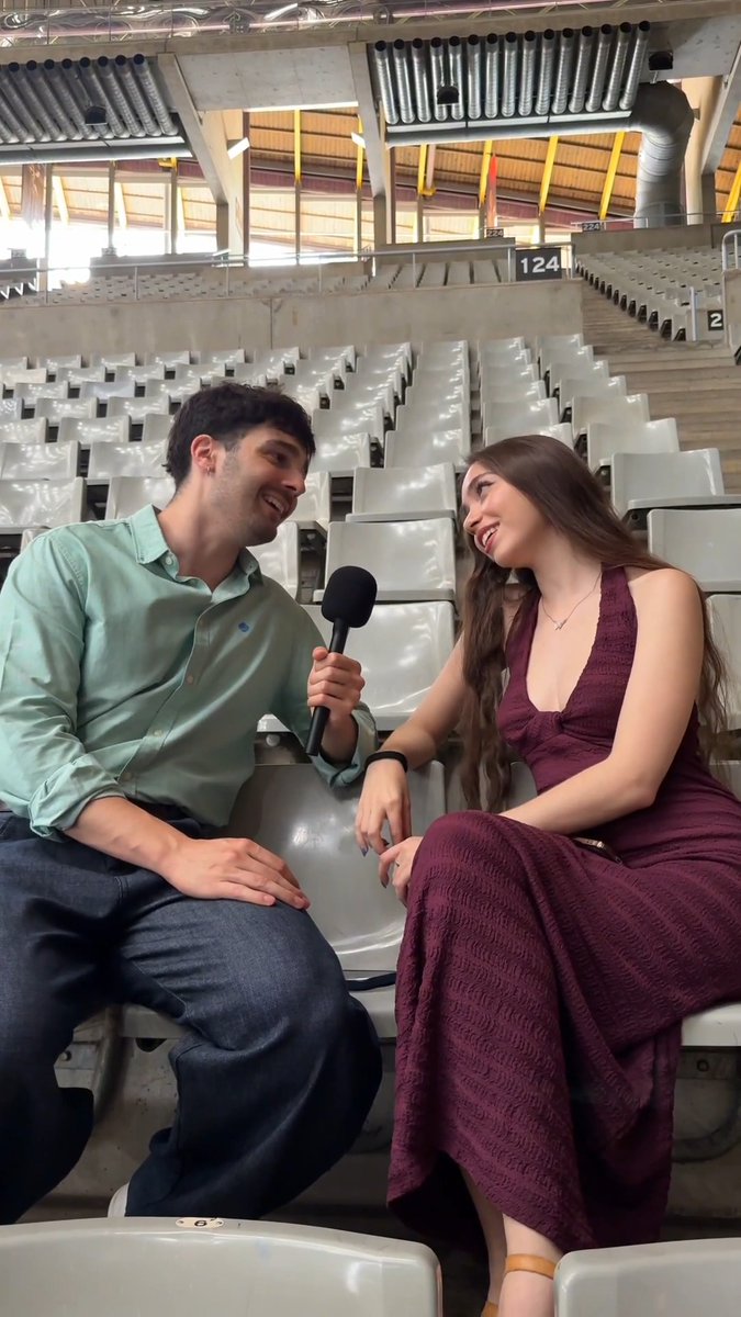 Hola Oques Grasses 👋🏻 En Max i la Judit tenen un missatge per vosaltres 💙 PD: tenim moltes ganes que arribi la #GiraOT2025 a Barcelona el 10 de juliol al Palau Sant Jordi 👉🏻 🎟️