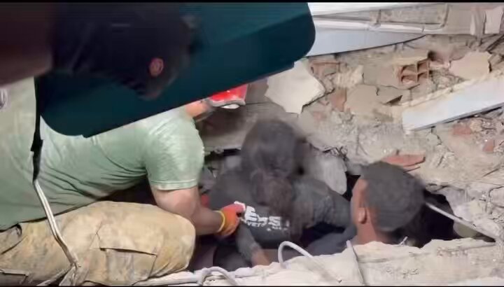 ¡Rescatistas siguen haciendo milagros!