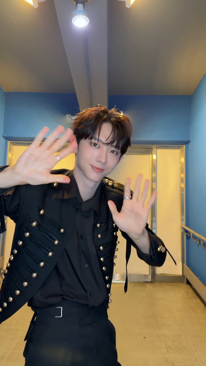 𝟜𝟘𝟜, 𝕥𝕙𝕖 𝕟𝕖𝕨 𝕖𝕣𝕒, 𝕖𝕣𝕒 (* '0' *)〜♪ 🔗 #AND2BLE #앤더블 #YOOSEUNGEON #유승언 #AND2BLE_SHOW_CONCERT #WelcomeToQurious