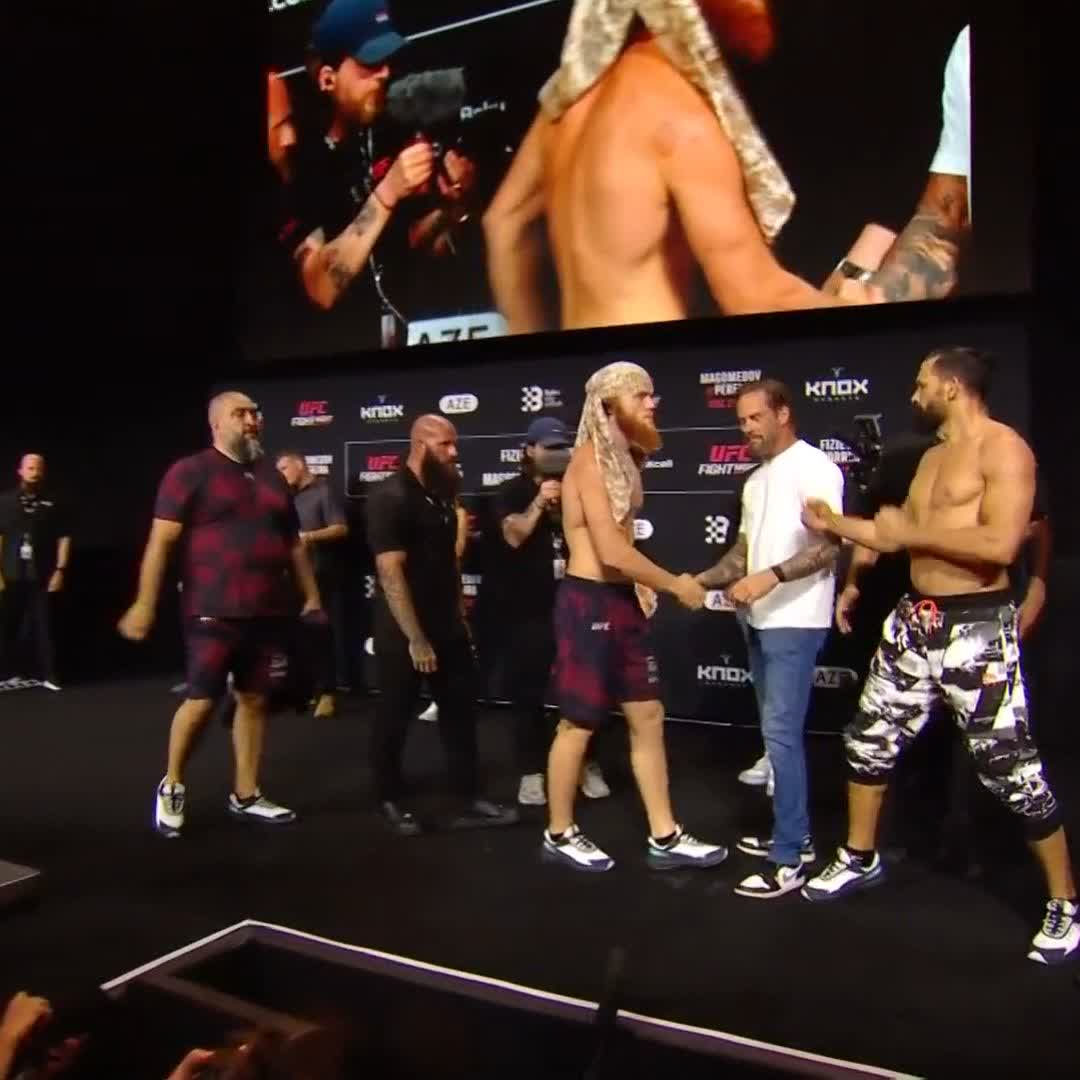 Ficou tenso, quase confusão no #UFCBaku 🇷🇺 Shara Magomedov vs Michel Pereira 🇧🇷