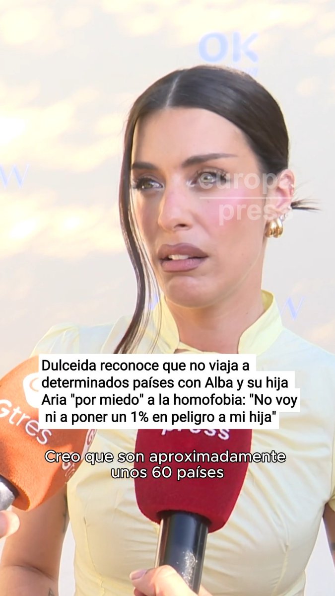 Dulceida reconoce que no viaja a determinados países con su mujer Alba y su hija Aria "por miedo" a la homofobia: "No voy ni a poner un 1% en peligro a mi hija"