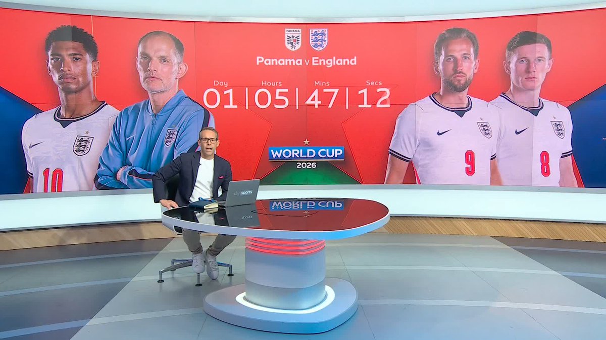 BREAKING: Reece James absent from training ahead of England's final Group game against Panama tomorrow night 🏴󠁧󠁢󠁥󠁮󠁧󠁿 James following individual training programme as he continues to recover from hamstring problem.