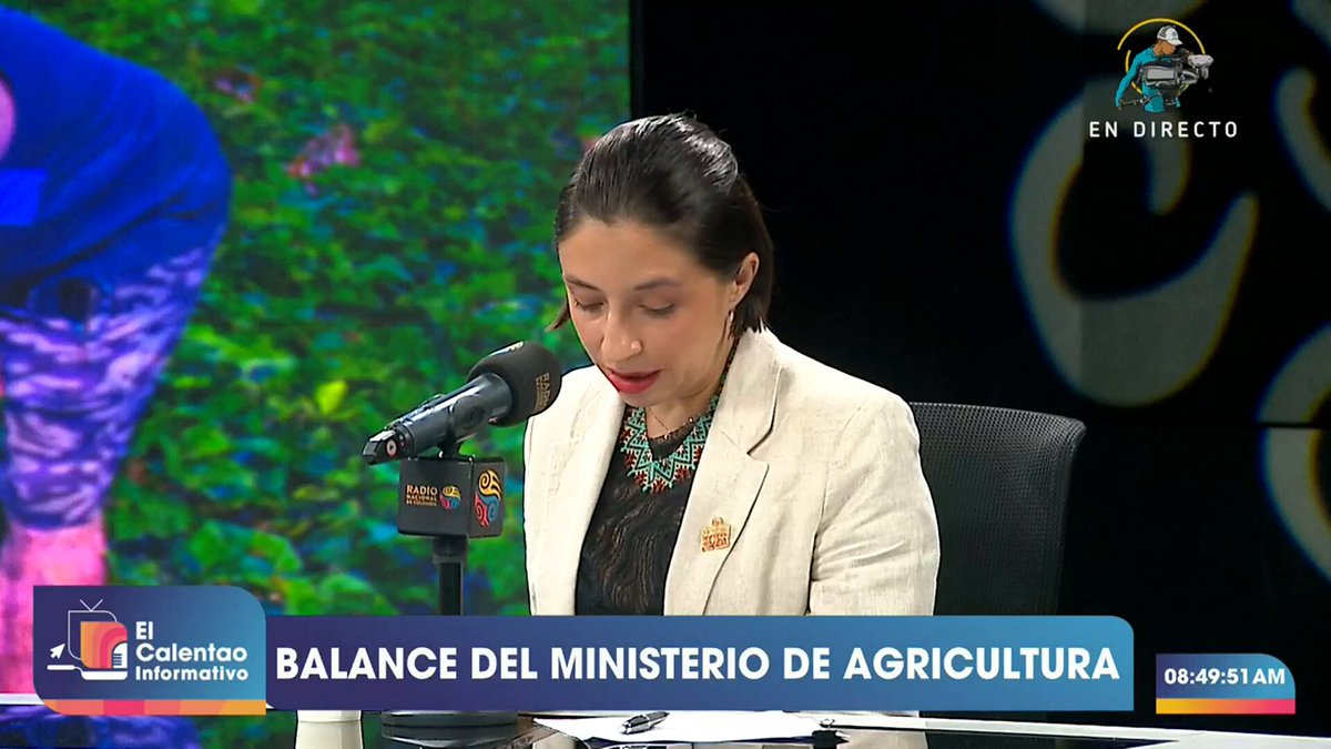 #ElCalentao | 🚨 GRAVE DENUNCIA: INTIMIDACIONES Y VIOLENCIA CONTRA BENEFICIARIOS DE LA REFORMA AGRARIA EN PUERTO LÓPEZ. Actores irregulares estarían exigiendo a las familias abandonar los terrenos que les fueron entregados por el Gobierno nacional, según alertó en nuestro espacio la ministra de Agricultura, Martha Carvajalino. ⚠️🌾 💻 En vivo por: 👉🏻