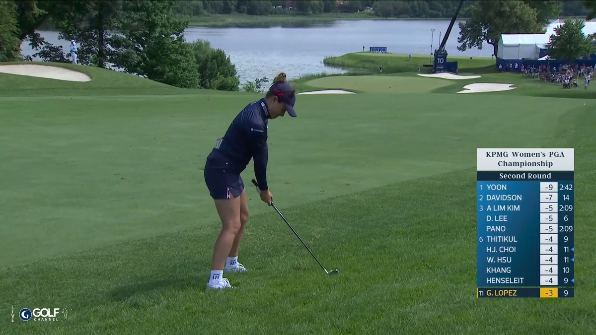 Turtle crossing on the 10th green at Hazeltine 🐢 That was CLOSE 😅