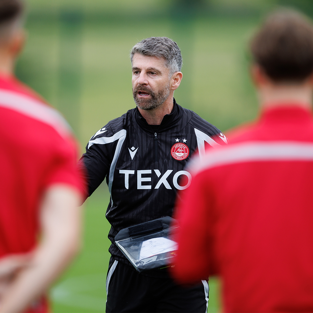 Aberdeen Head Coach Stephen Robinson spoke to RedTV to preview tomorrow's pre-season friendly against Cove Rangers, and to look ahead to next week's training camp in The Netherlands. Subscribers can watch in full now ⤵️ 📺