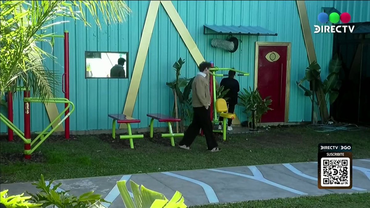 Manu asustando a pincoya JSJSJ #GranHermano