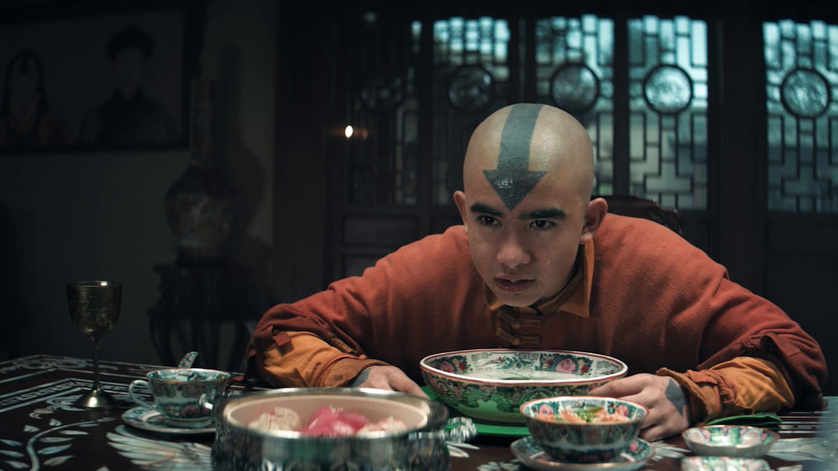 Somebody get the Avatar a napkin.