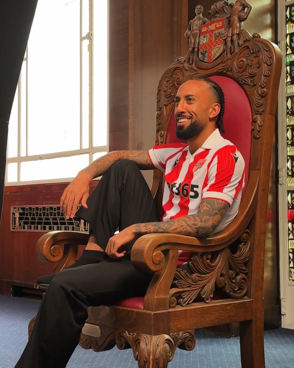 "Classic, old school, incredible" 🗣️ The Potters’ verdict on their new stripes 👇