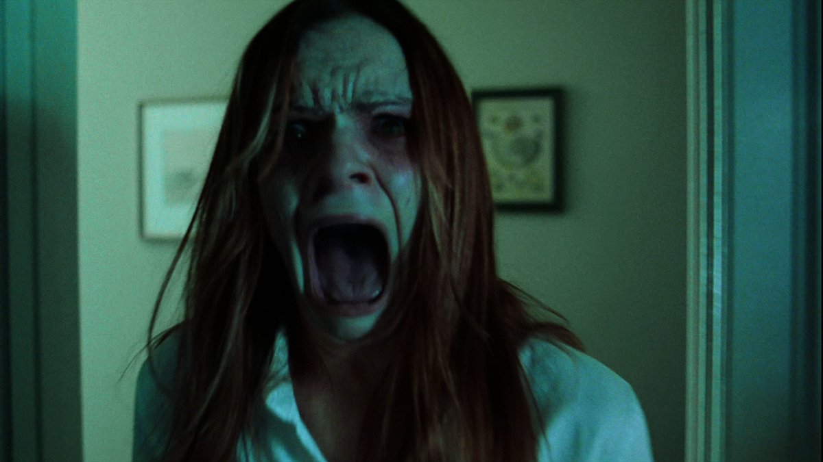The opening of THE RING (2002) is a masterclass in building dread. It starts like an ordinary teen hangout, then slowly twists into something deeply unsettling, pulling you in from the very first minutes.
