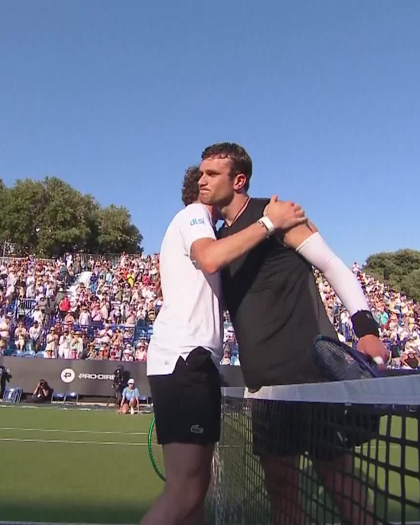 A birthday wish 🎂 Humbert defeats Draper 7-5 6-4 and books his spot in the Eastbourne final 💪 #LexusEastbourneOpen