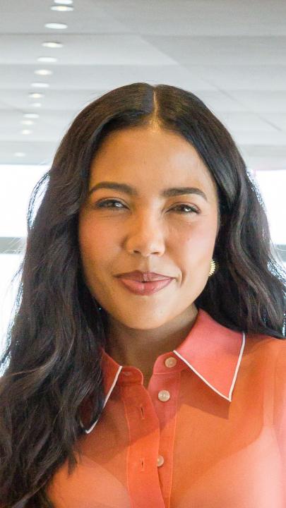 .Emma Grede, entrepreneur, CEO and author of "Start With Yourself," joined Talks at GS, where she discussed her tactical approach to network-building that helped her become a global force in fashion and business: