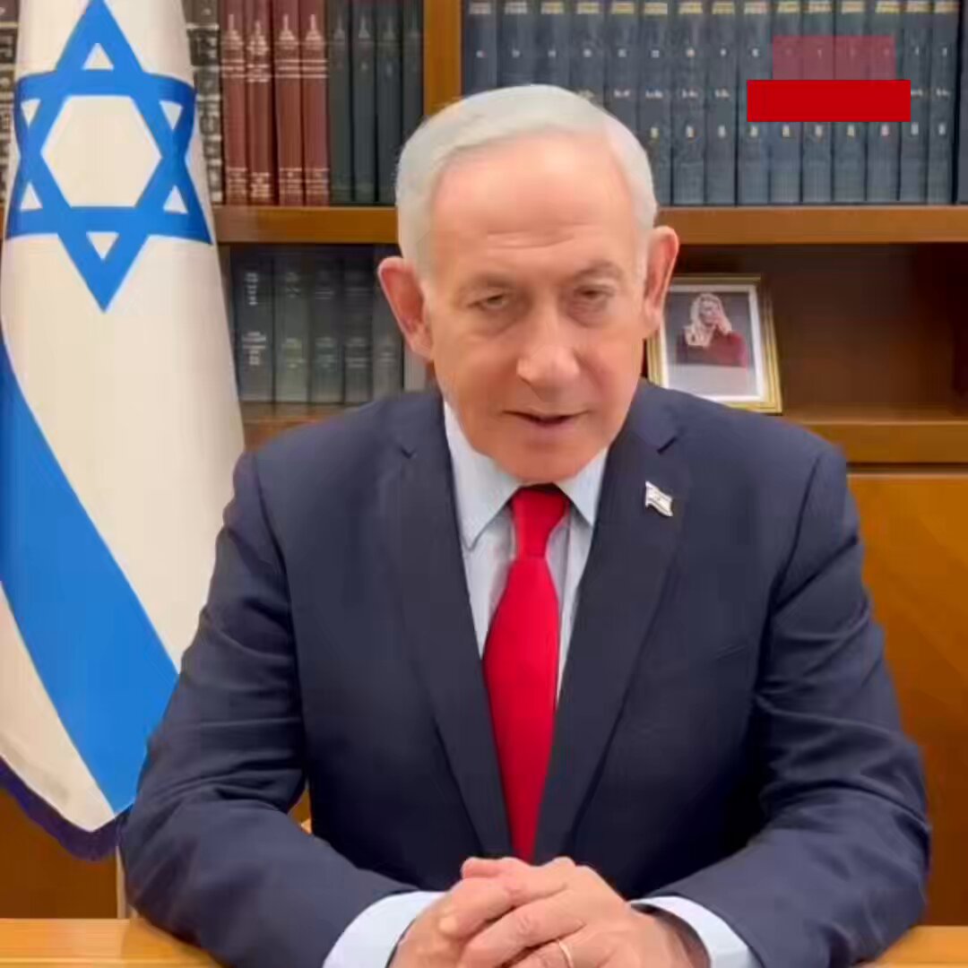 🔴İsrail Başbakanı Binyamin Netanyahu: ▪️Hizbullah silahsızlandırılmadığı ve İsrail'e tehdit sürdüğü sürece Güney Lübnan'daki güvenlik bölgesinde kalacağız. ▪️İran'ın bizi buradan çekilmeye zorlamasına izin vermeyeceğiz.
